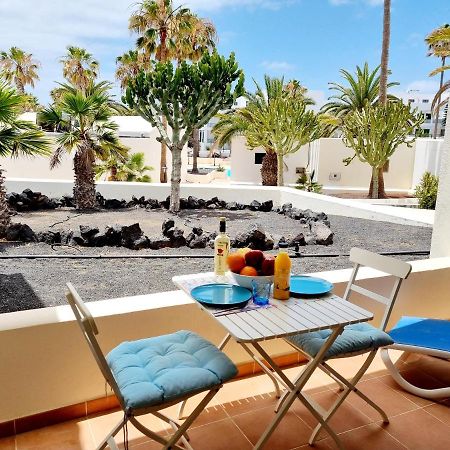 Apartamento Eduardo A Primera Linea Del Mar Costa Teguise Eksteriør billede
