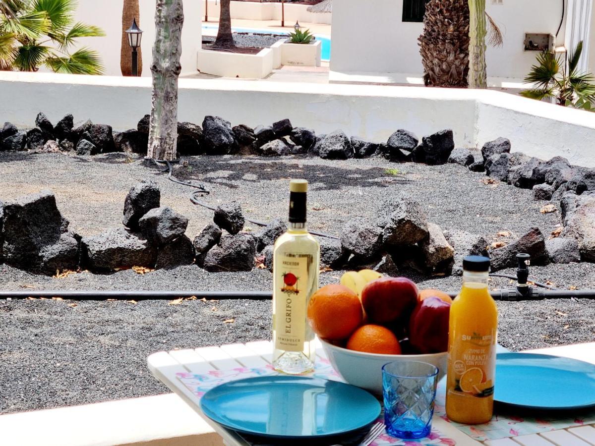 Apartamento Eduardo A Primera Linea Del Mar Costa Teguise Eksteriør billede