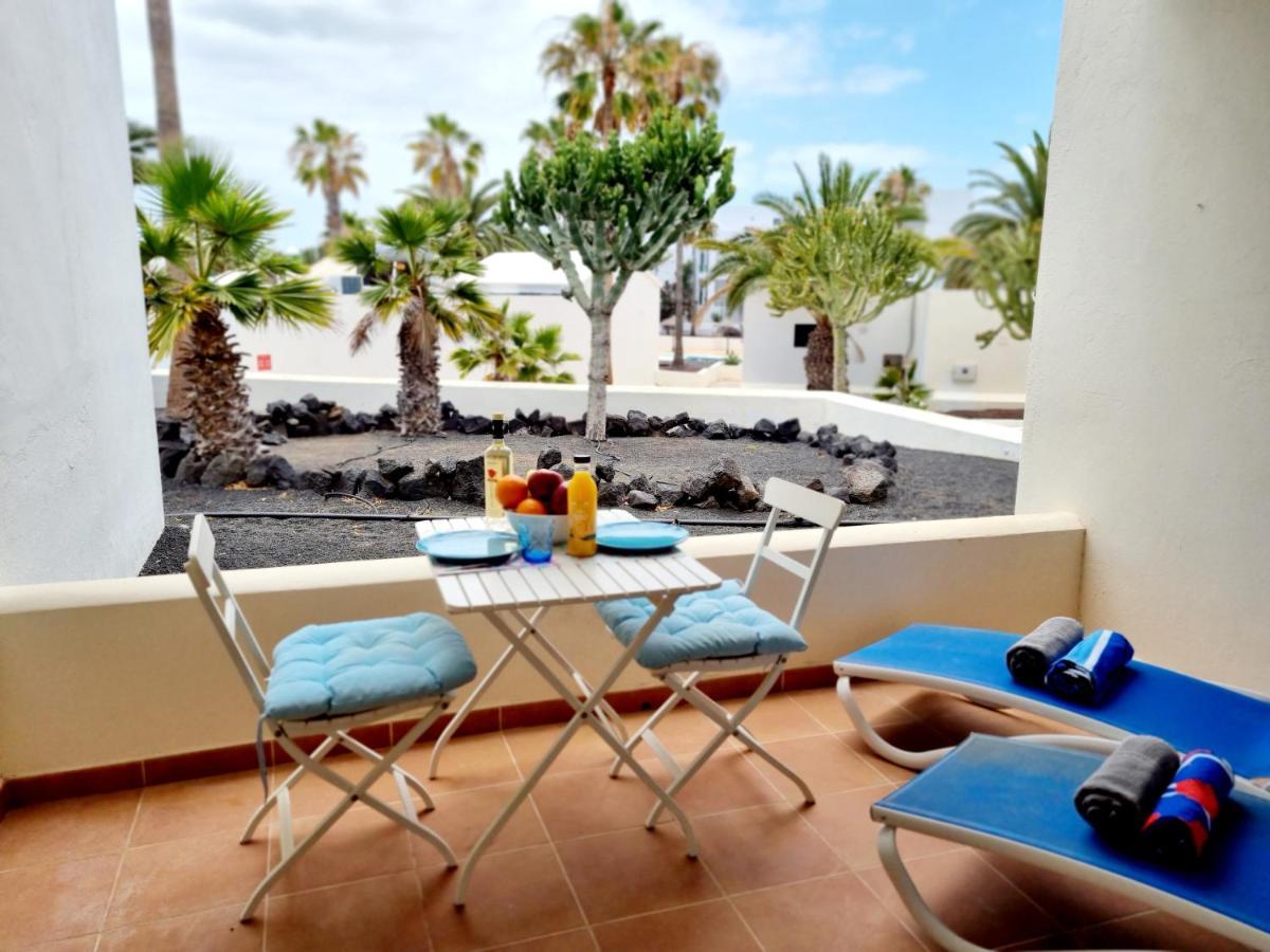 Apartamento Eduardo A Primera Linea Del Mar Costa Teguise Eksteriør billede