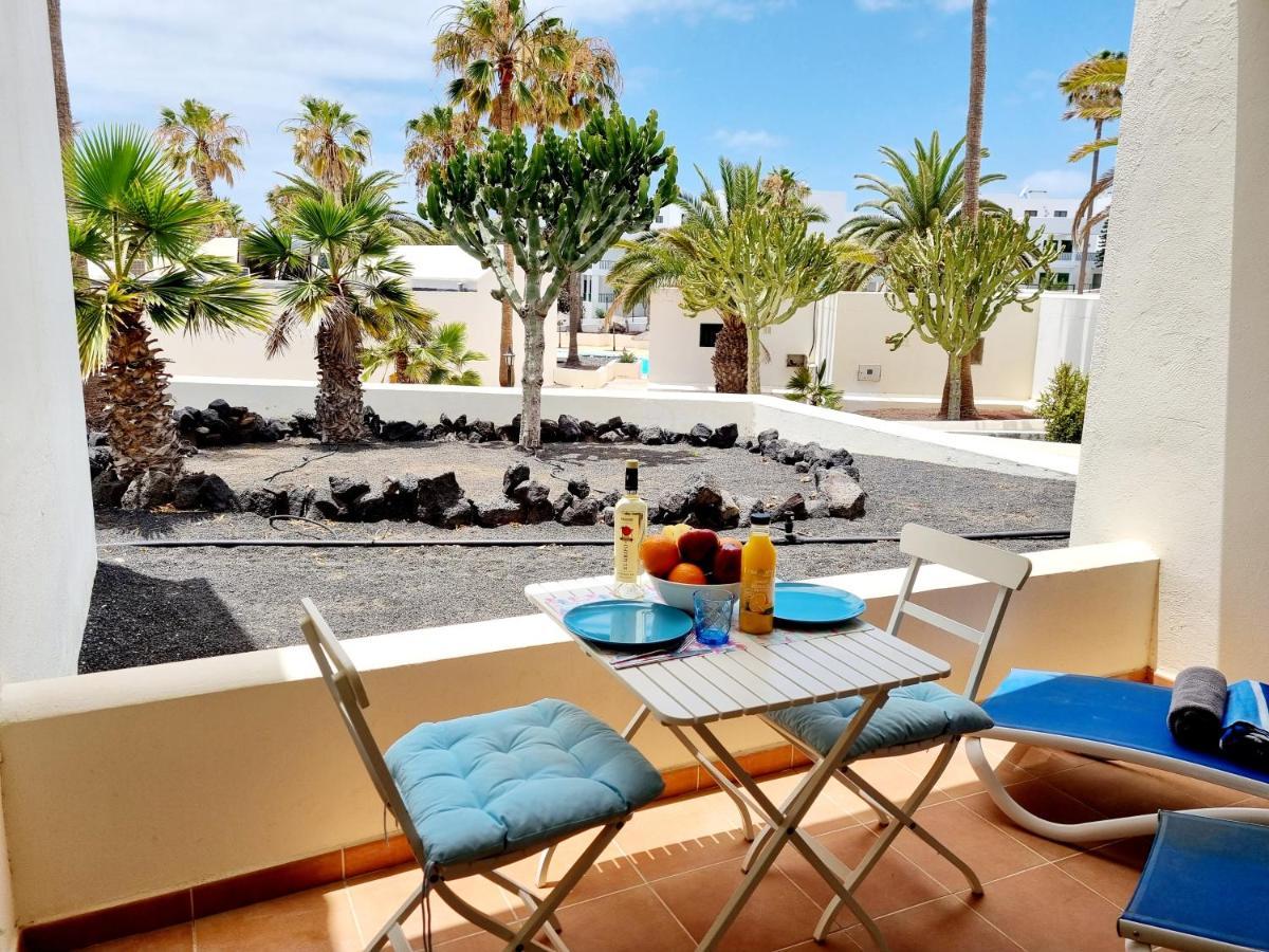 Apartamento Eduardo A Primera Linea Del Mar Costa Teguise Eksteriør billede