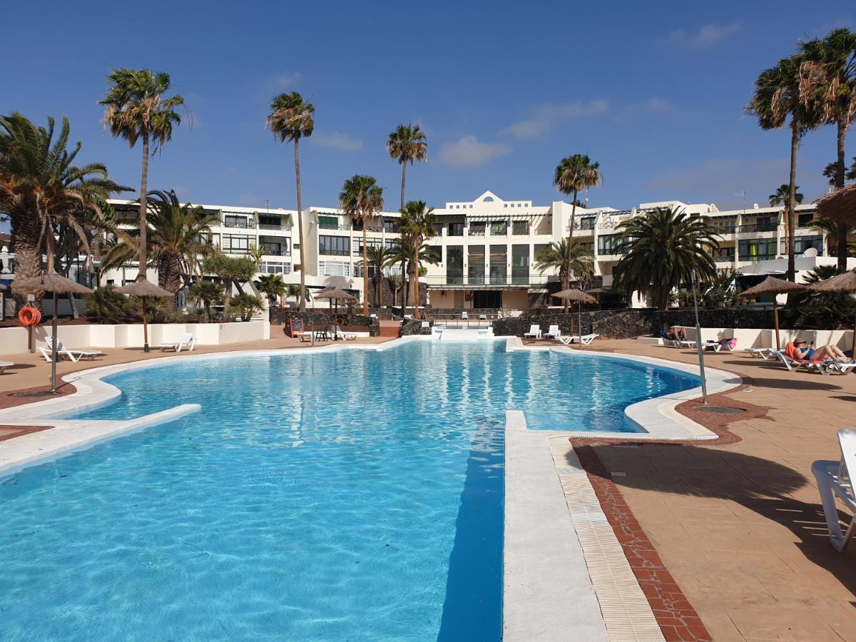 Apartamento Eduardo A Primera Linea Del Mar Costa Teguise Eksteriør billede